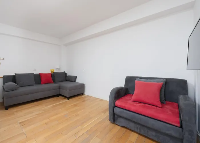 Apartman Chmielna By Solarento Varsó